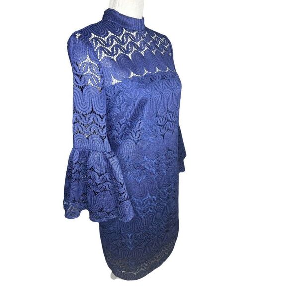 Trina Turk Lace Overlay Navy Blue Mini Dress Bell 3/4 Sleeve Sz 4 Holidays - Picture 2 of 9
